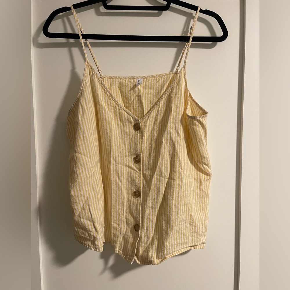 Button up tank